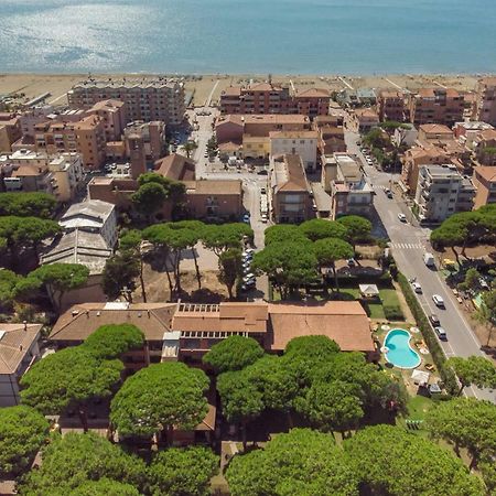 Ricci Hotel - Marina Di Grosseto Exterior photo