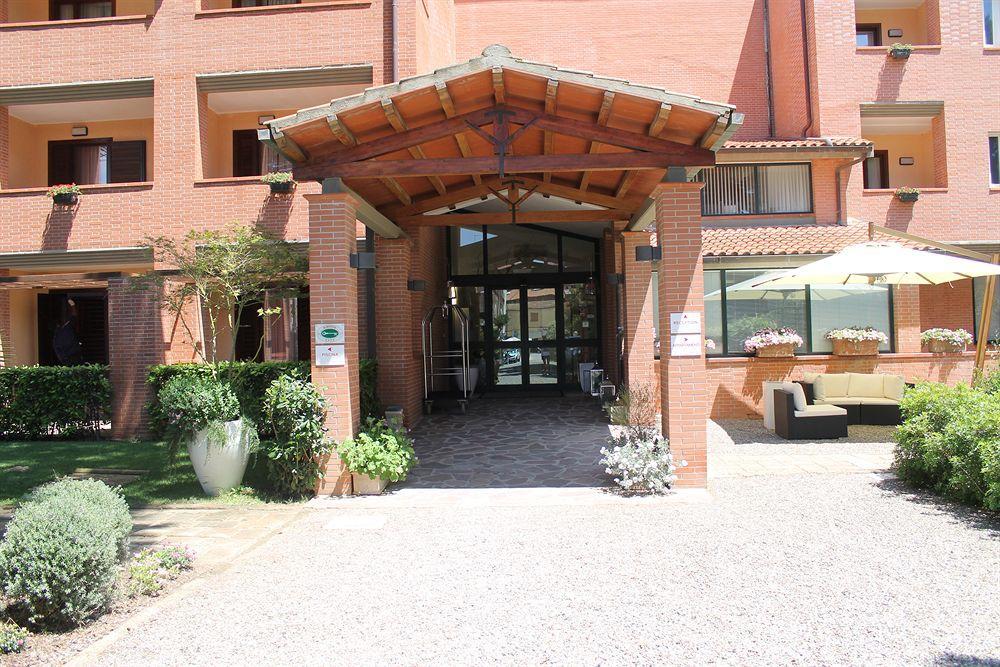 Ricci Hotel - Marina Di Grosseto Exterior photo