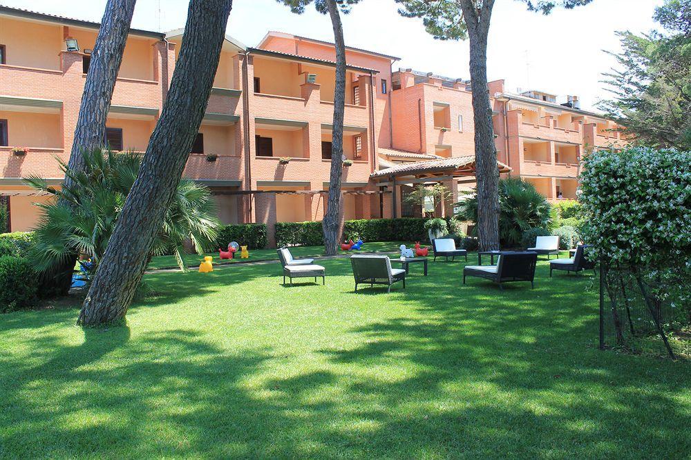 Ricci Hotel - Marina Di Grosseto Exterior photo