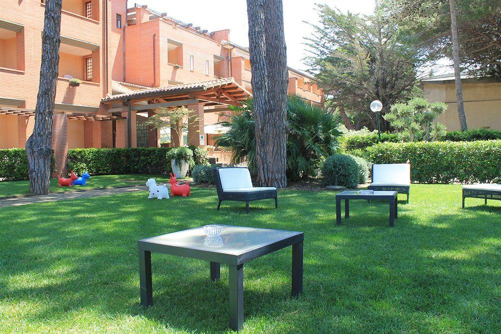 Ricci Hotel - Marina Di Grosseto Exterior photo