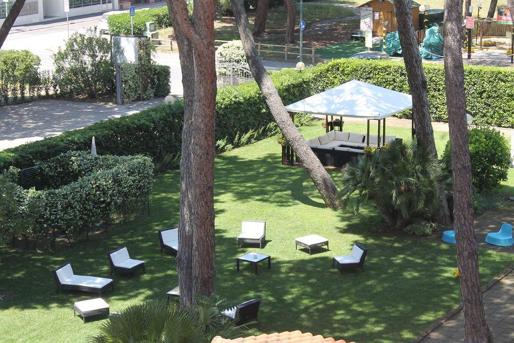 Ricci Hotel - Marina Di Grosseto Exterior photo