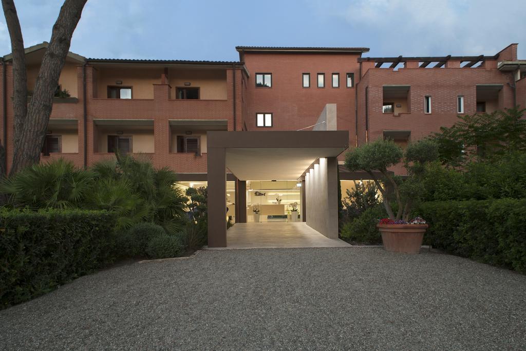 Ricci Hotel - Marina Di Grosseto Exterior photo