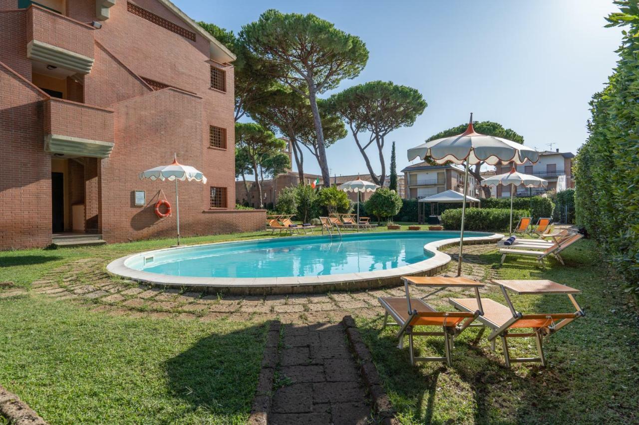 Ricci Hotel - Marina Di Grosseto Exterior photo