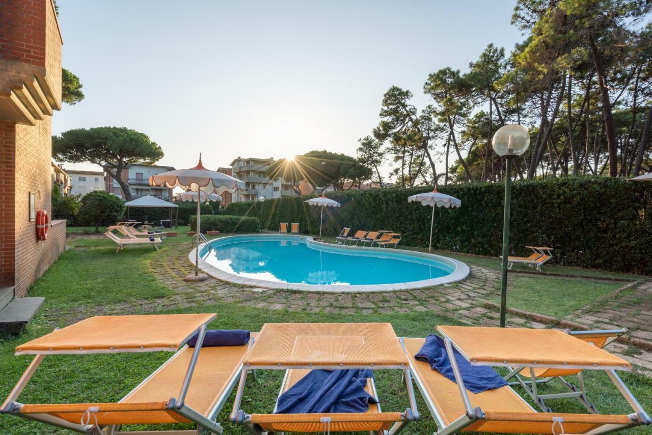 Ricci Hotel - Marina Di Grosseto Exterior photo